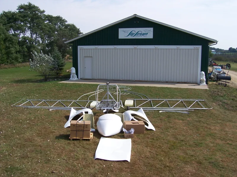 Aircraft kit assembly